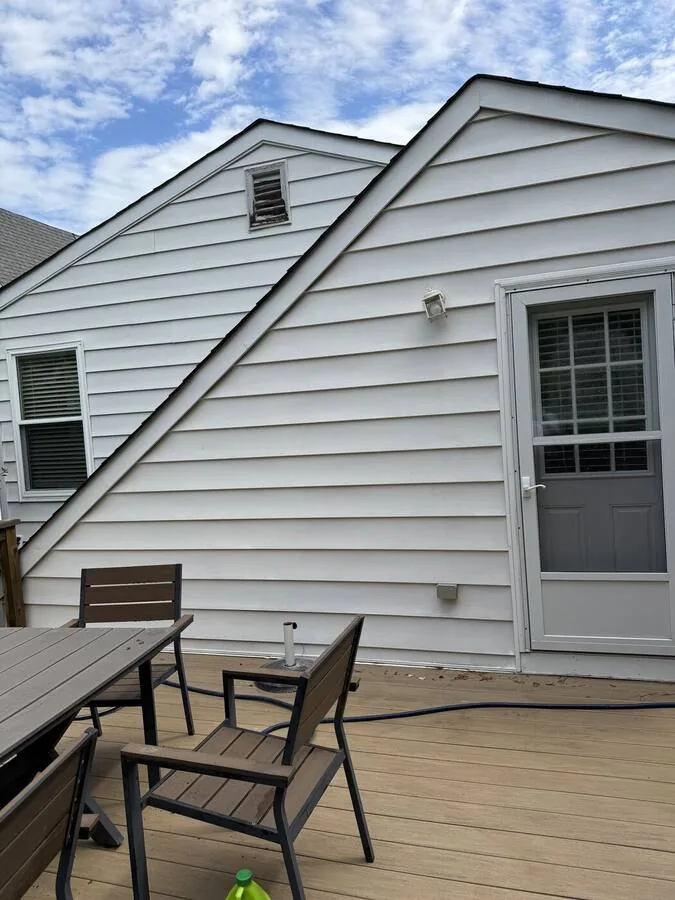 Siding clean after mildew removal